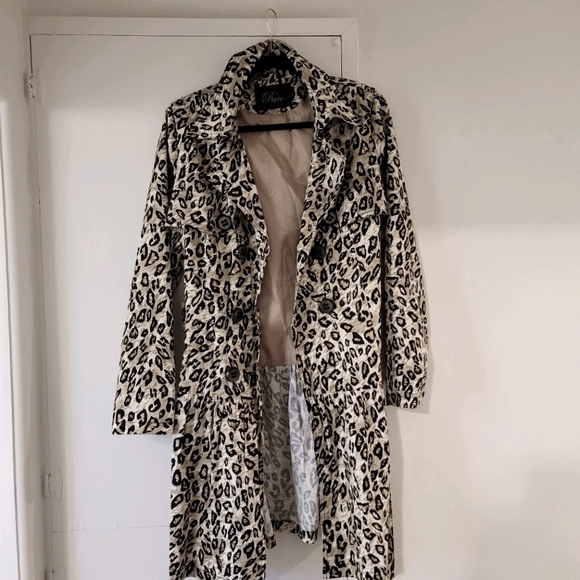 Trench Coat - Picture 2 of 4